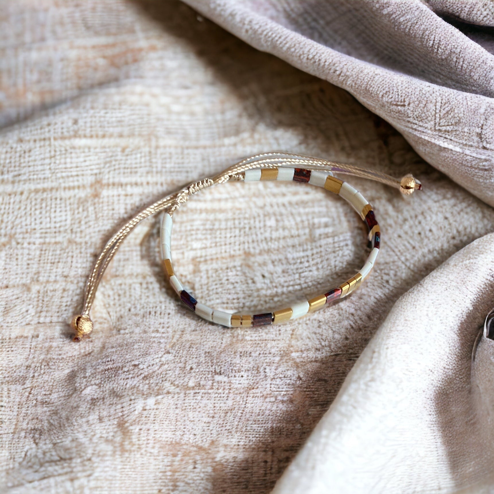 Bracelet Miyuki Tila plaqué or 24k – bracelet bohème chic réglable – fait main - Lagaleriepoetique