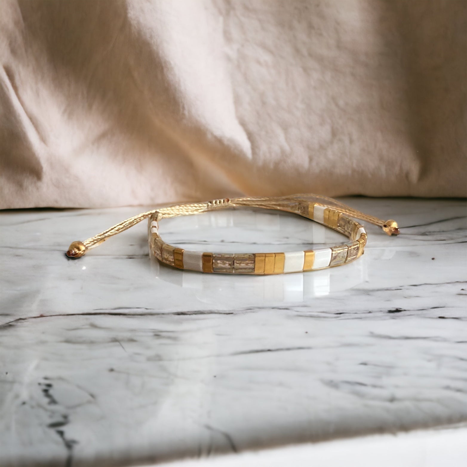 Bracelet Miyuki Tila plaqué or 24k – bracelet bohème chic réglable – fait main - Lagaleriepoetique